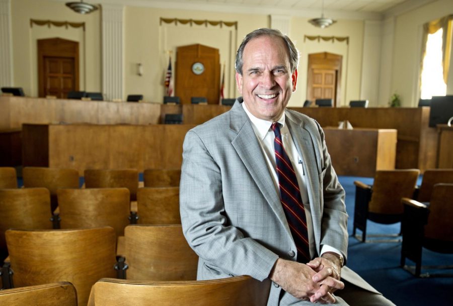 Macon, GA, 05/19/2016:
Mayor Robert Reichert in the Commission Chamber at the Macon-Bibb Government Center.