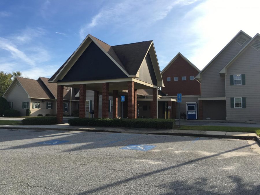 The Bibb County Sheriffs Office will consolidate its Outreach and Restorative Justice Center in the old Macon Rescue Mission. Prodigal Sons & Daughters, of Fairburn, had hoped to use the building for a  youth rehabilitation residence.