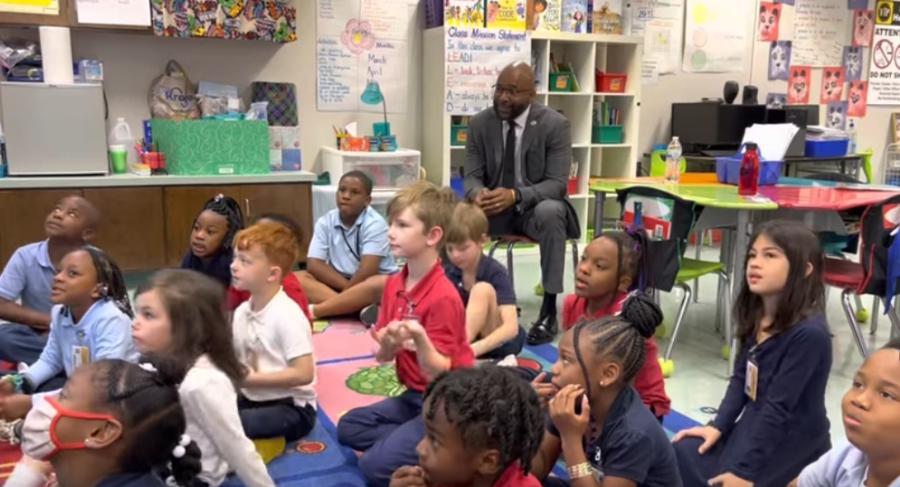 Dan Anthony Sims, the Bibb County Board of Educations sole finalist for superintendent, visits students at a Bibb County Elementary School on Monday, April 25, 2022. 