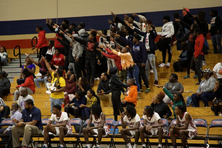 The history and community of Macon basketball – The Macon Newsroom