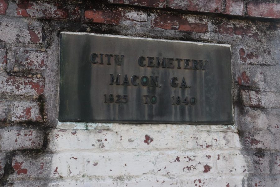 The entrance plaque to Old City Cemetery on Nov. 30, 2022.