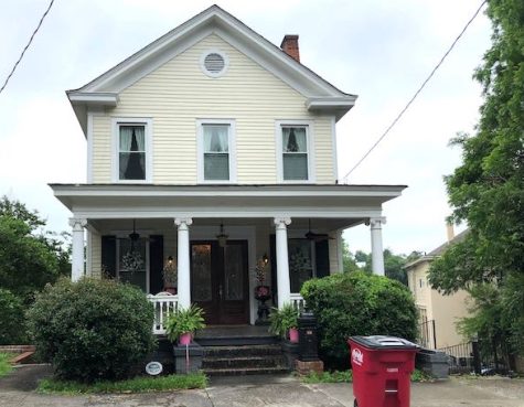 Macon-Bibb County Planning & Zoning Commission ruled the owner of the Georgia Avenue Wet Willie House must remove the historically inappropriate double-door and standing mailbox near the front porch. 