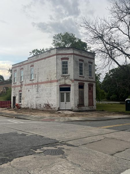 Photo of the former Korner Kupboard grocery store in Beall's Hill, now being converted into apartment's by the Historic Macon Foundation.